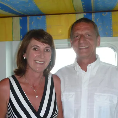 Ferienwohnung-2-in-der-altstadt-fam-harder 사스니츠